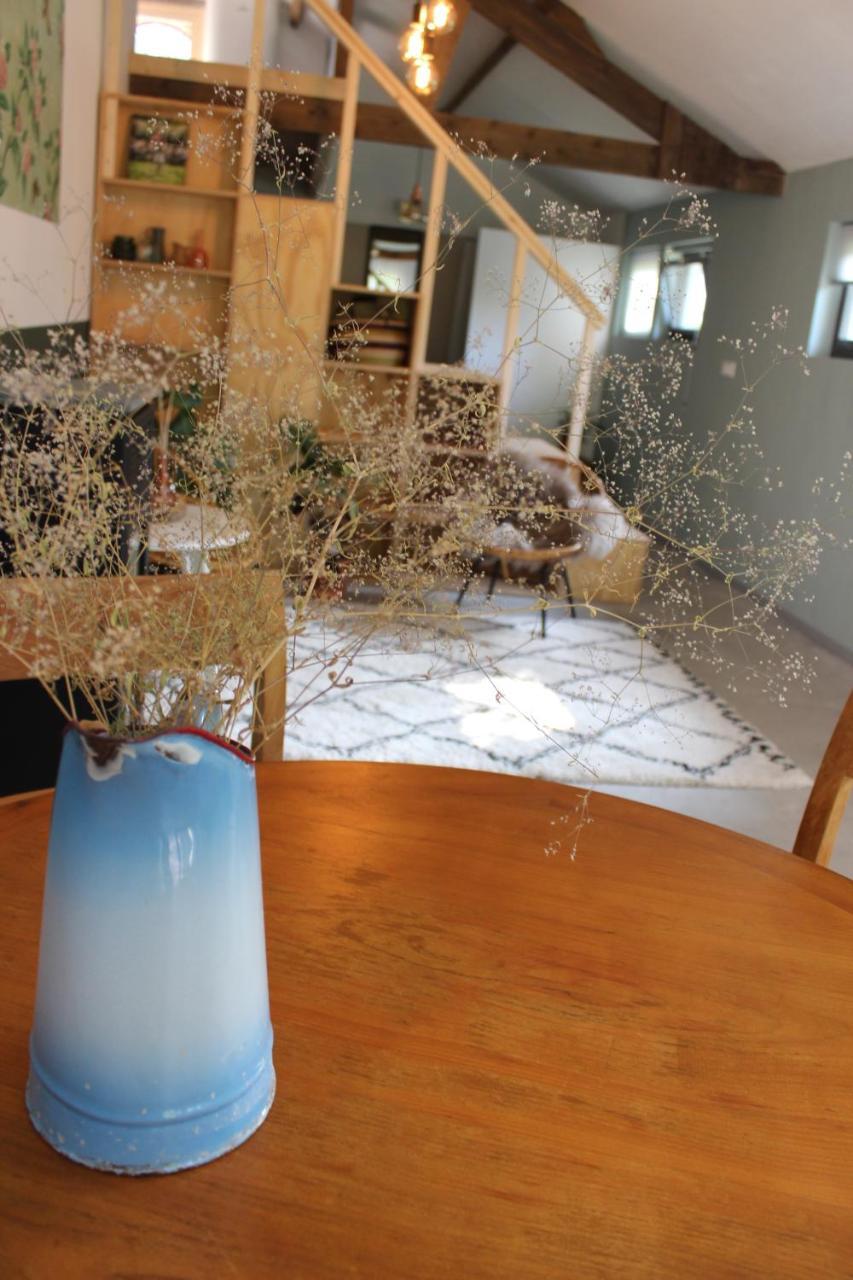 Het Aambeeld Bed & Breakfast Wanroij Luaran gambar