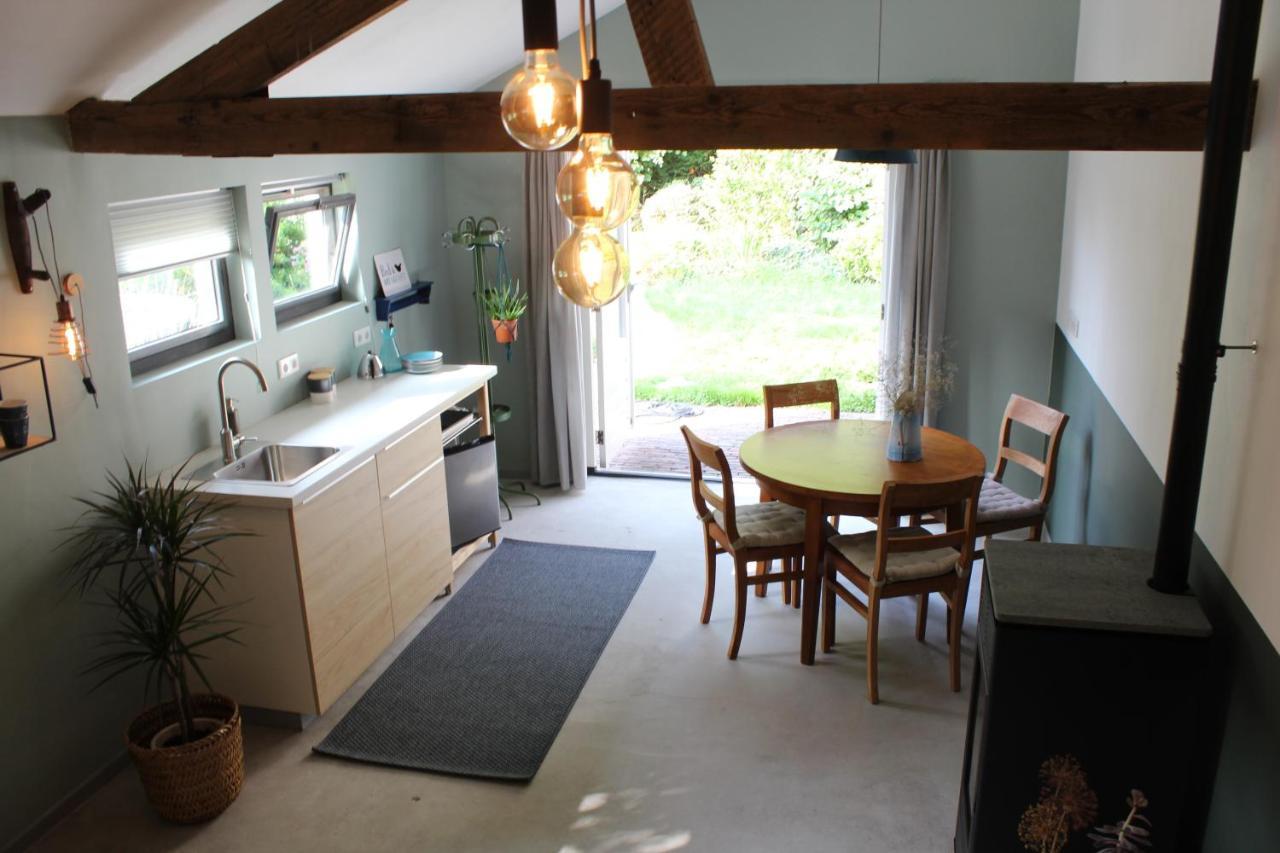 Het Aambeeld Bed & Breakfast Wanroij Luaran gambar