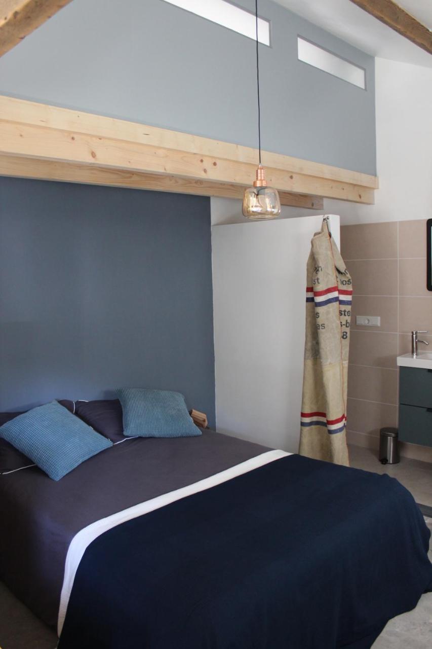 Het Aambeeld Bed & Breakfast Wanroij Luaran gambar